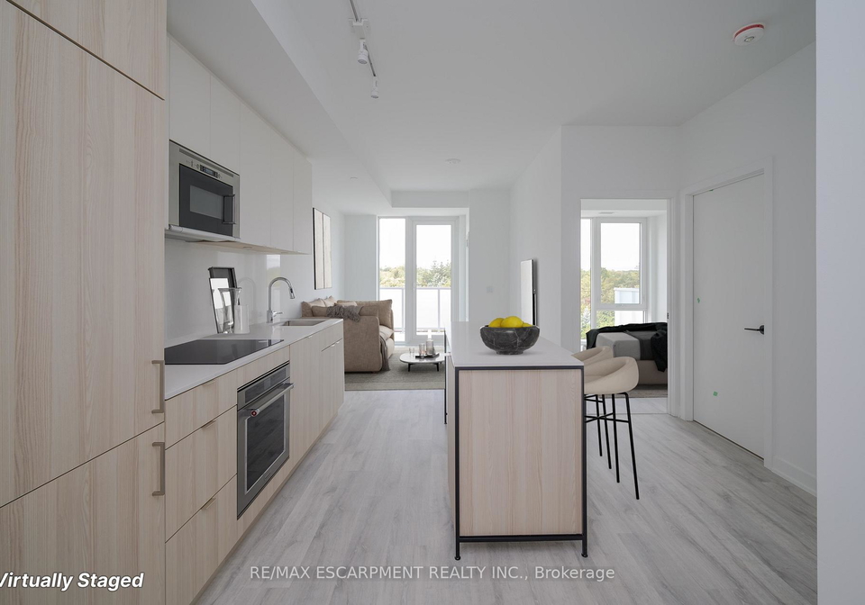 215-lakeshore-road-w-mississauga-ontario-w12242440