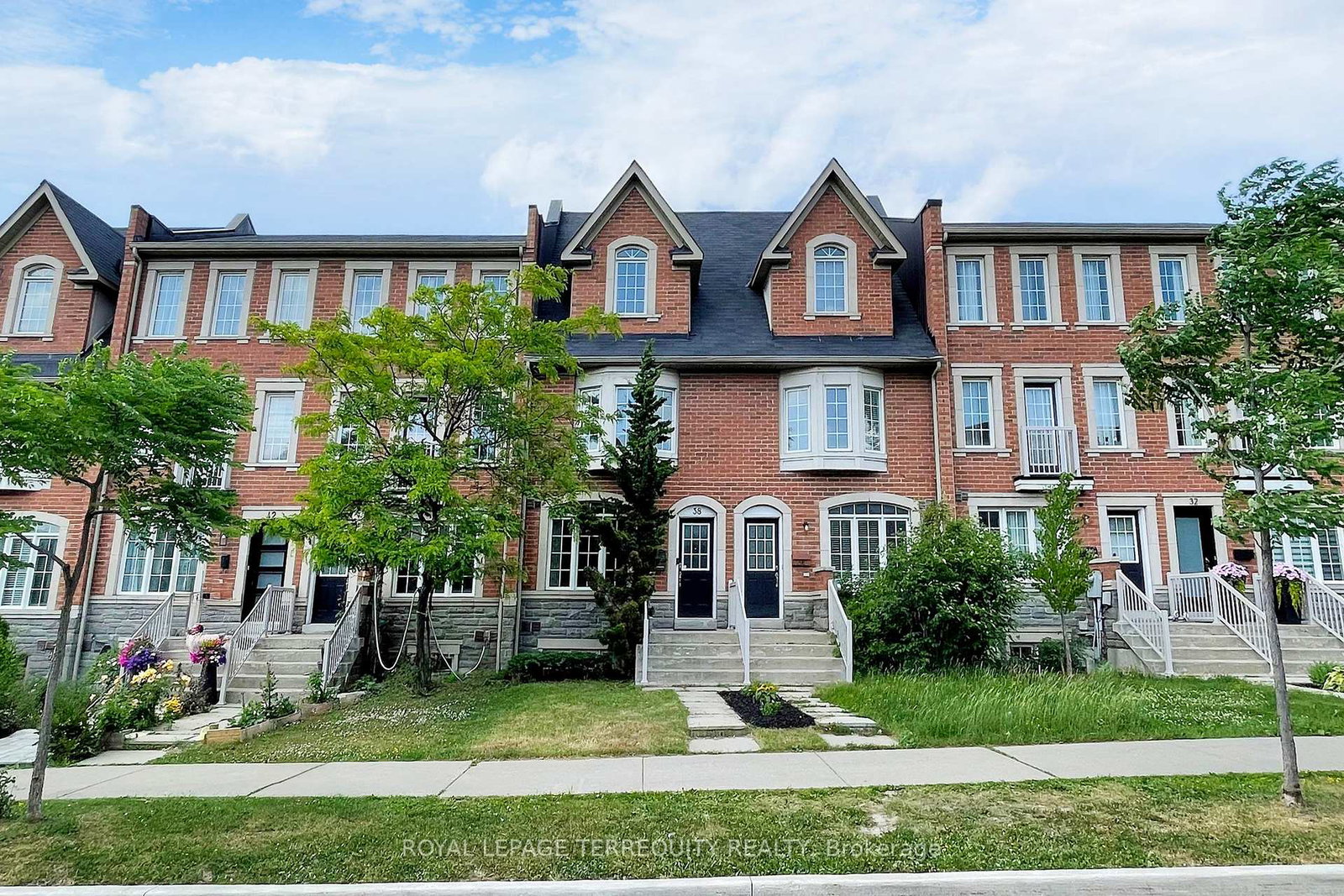 38-judy-sgro-avenue-york-ontario-w12242573