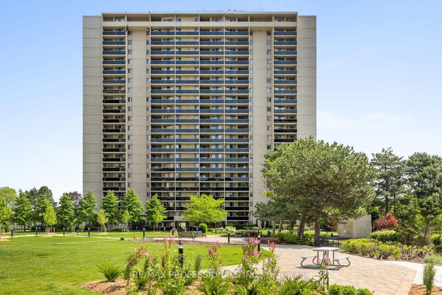 812-burnhamthorpe-road-etobicoke-ontario-w12242627