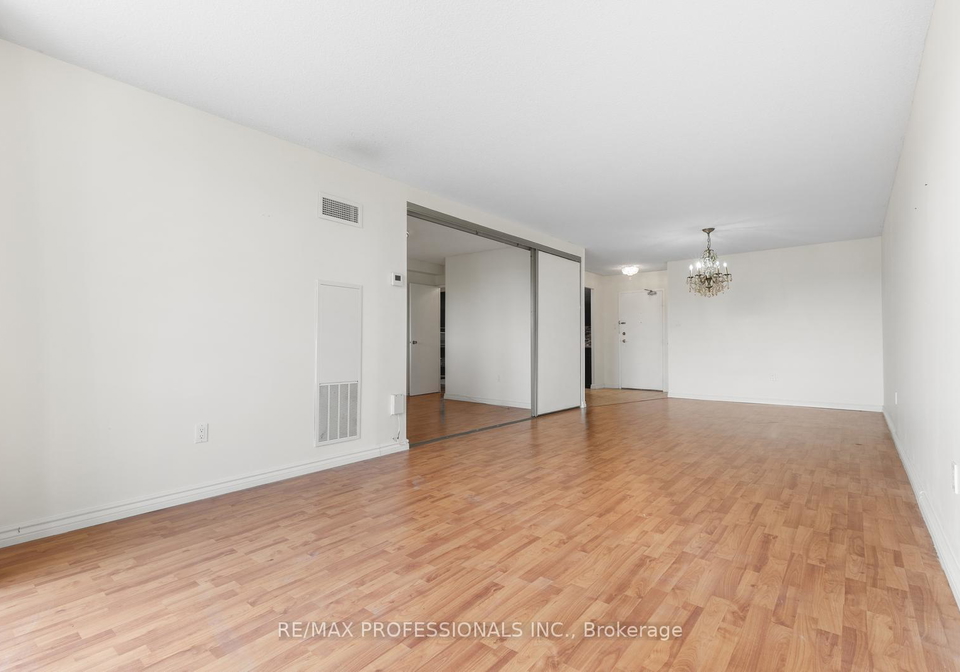 812-burnhamthorpe-road-etobicoke-ontario-w12242627