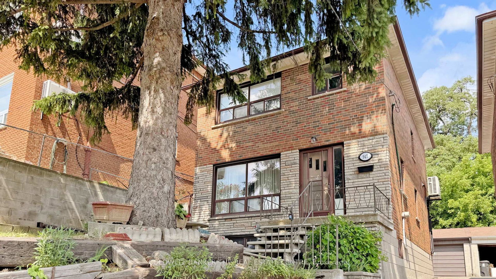 947-saint-clarens-avenue-w-toronto-ontario-w12242632