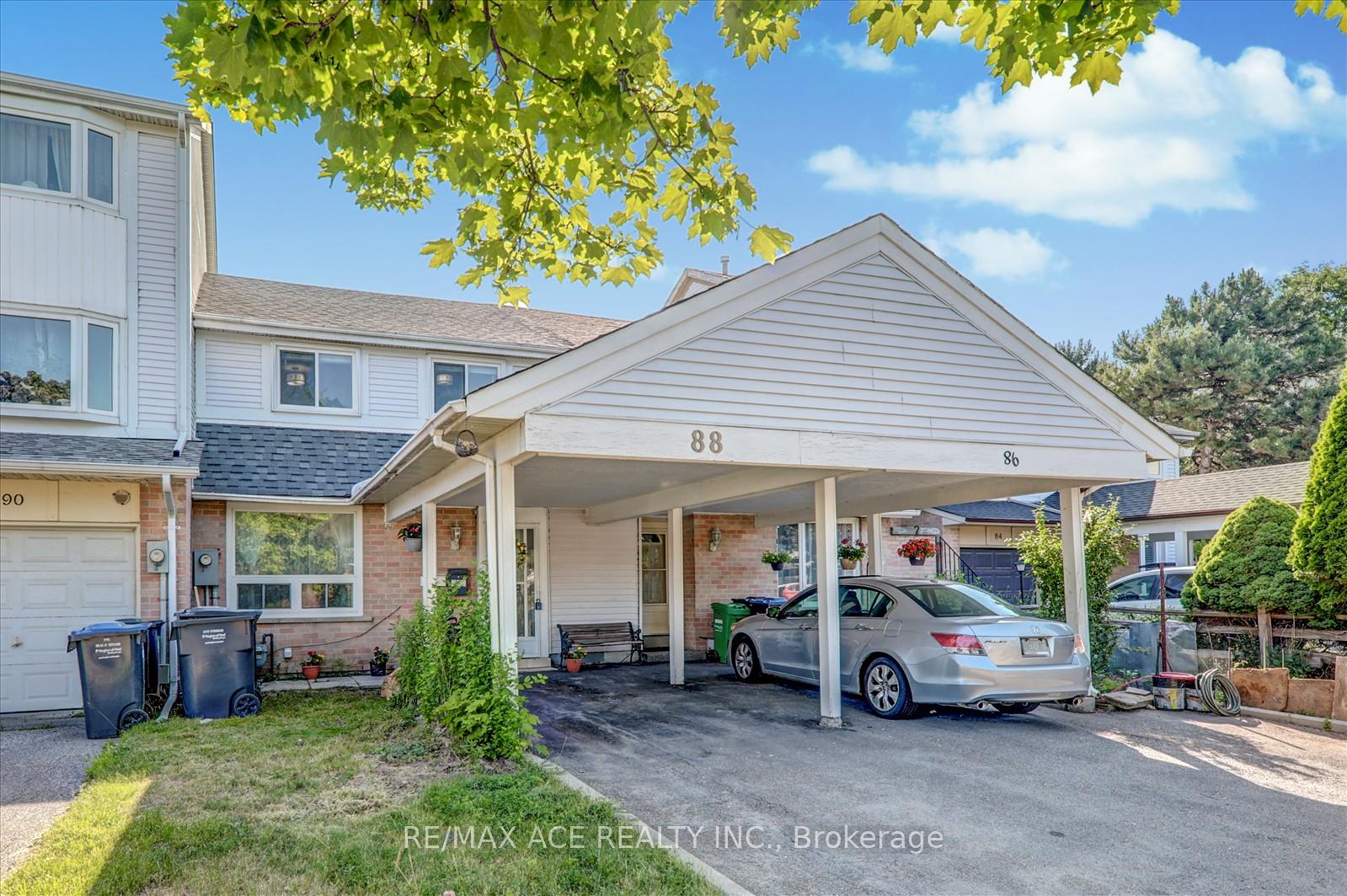 88-courtleigh-square-brampton-ontario-w12243247