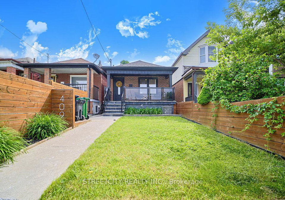 409-mcroberts-avenue-toronto-ontario-w12243347