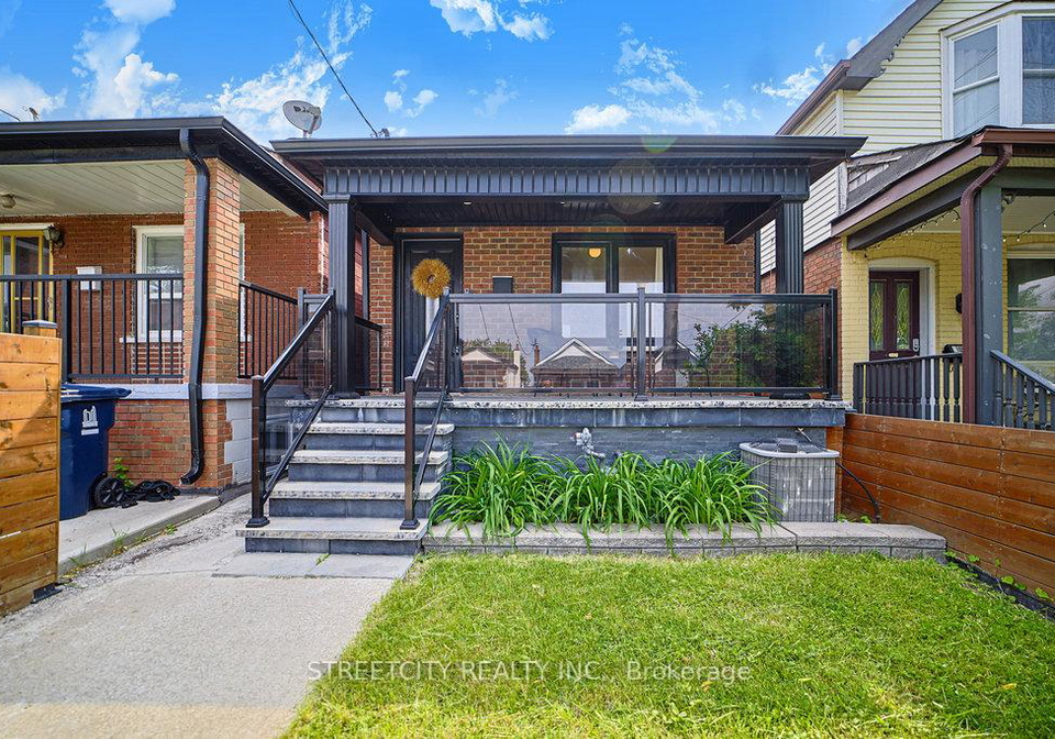 409-mcroberts-avenue-toronto-ontario-w12243347
