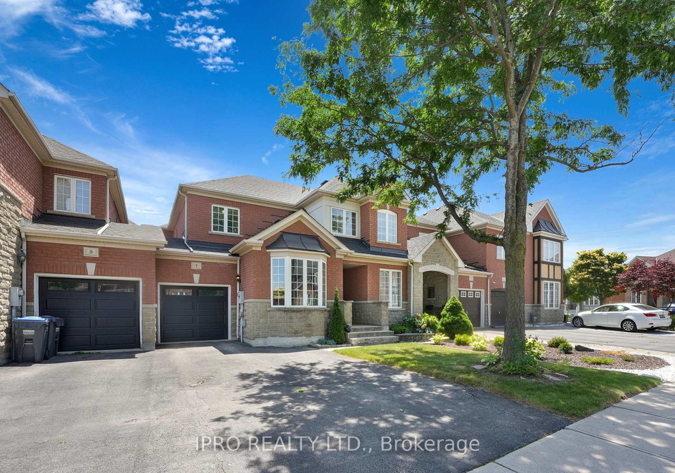 7-millhouse-mews-brampton-ontario-w12243458