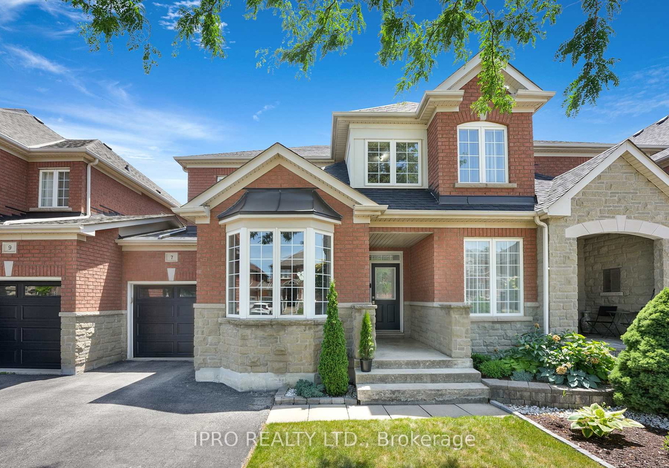 7-millhouse-mews-brampton-ontario-w12243458
