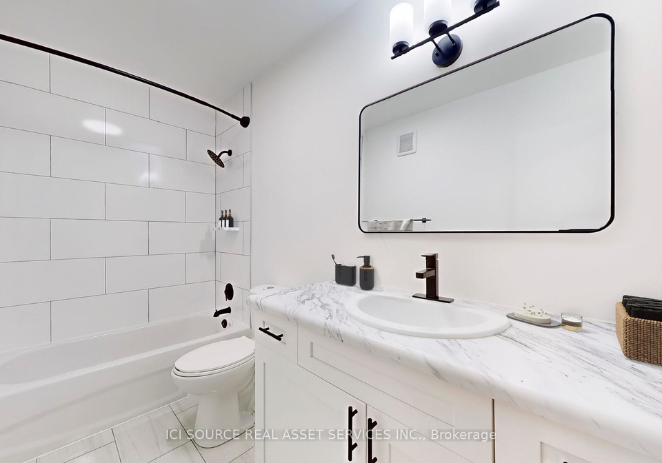 35-swordbill-drive-etobicoke-ontario-w12243563