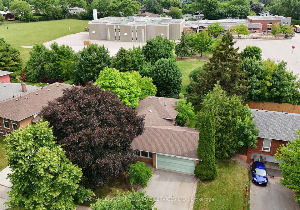 2482-bridge-road-oakville-ontario-w12243784