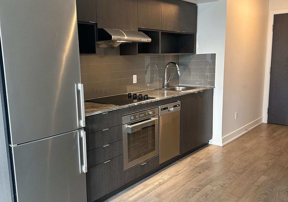 7-mabelle-avenue-etobicoke-ontario-w12243793