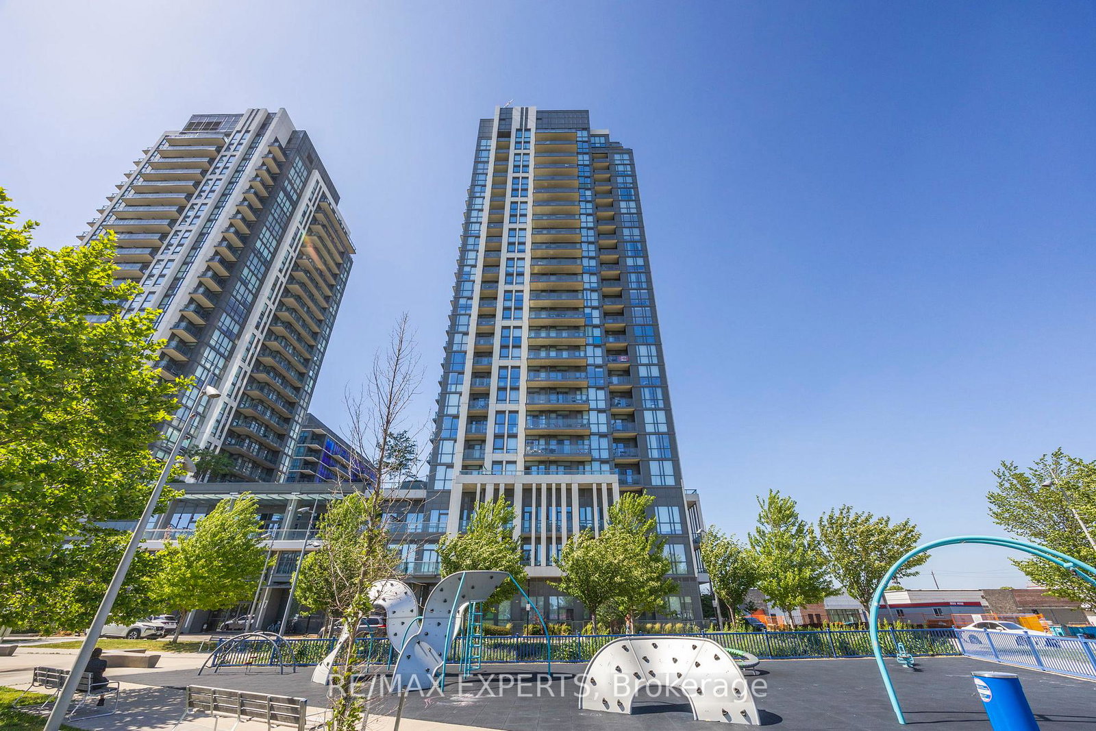 17-zorra-street-etobicoke-ontario-w12243862