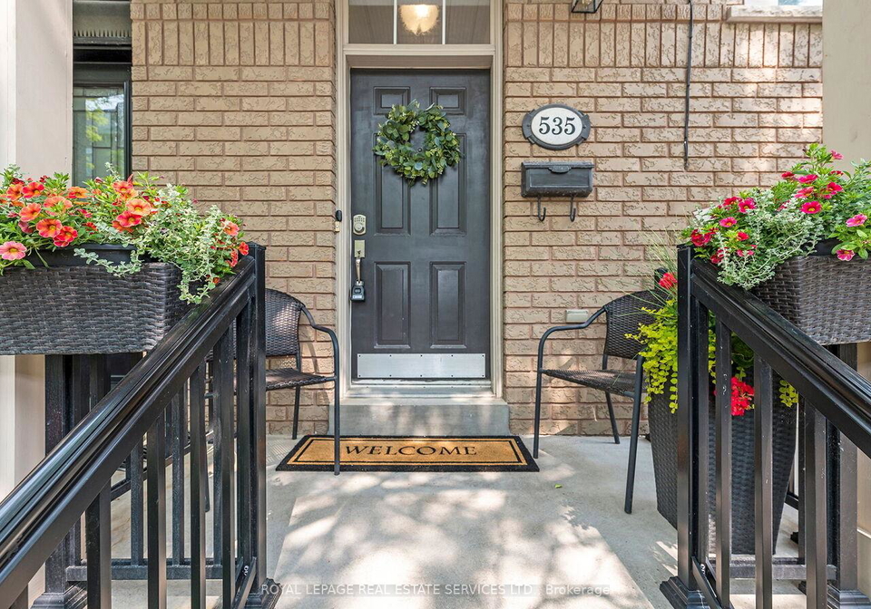 535-oxford-street-etobicoke-ontario-w12243891