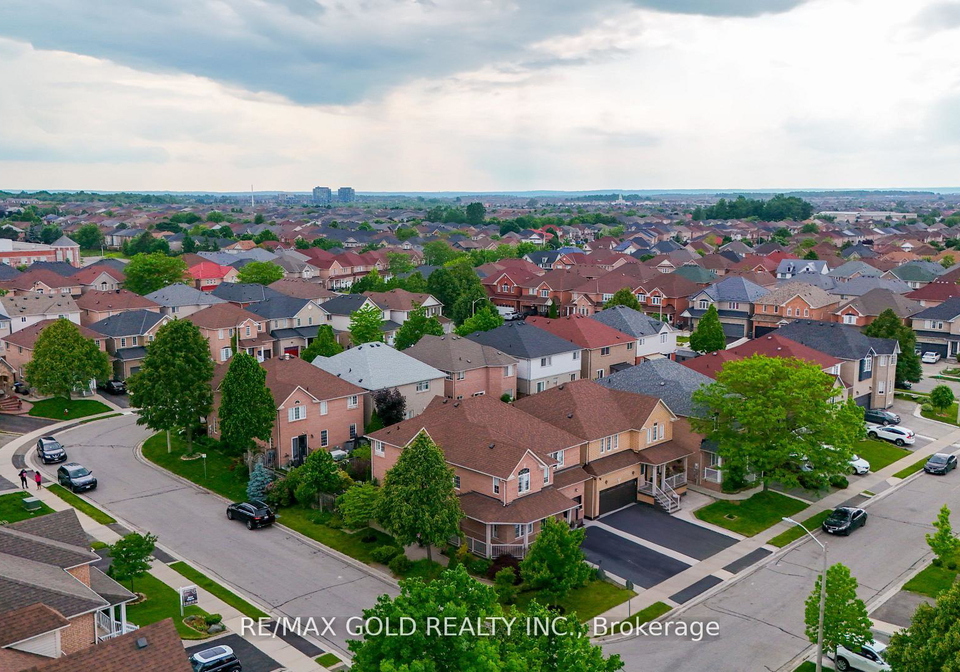 12-mediterra-drive-e-brampton-ontario-w12244107