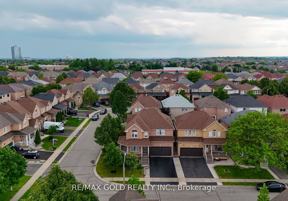 12-mediterra-drive-e-brampton-ontario-w12244107