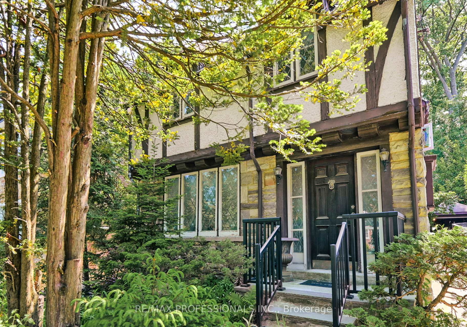 262-south-kingsway-toronto-ontario-w12244205