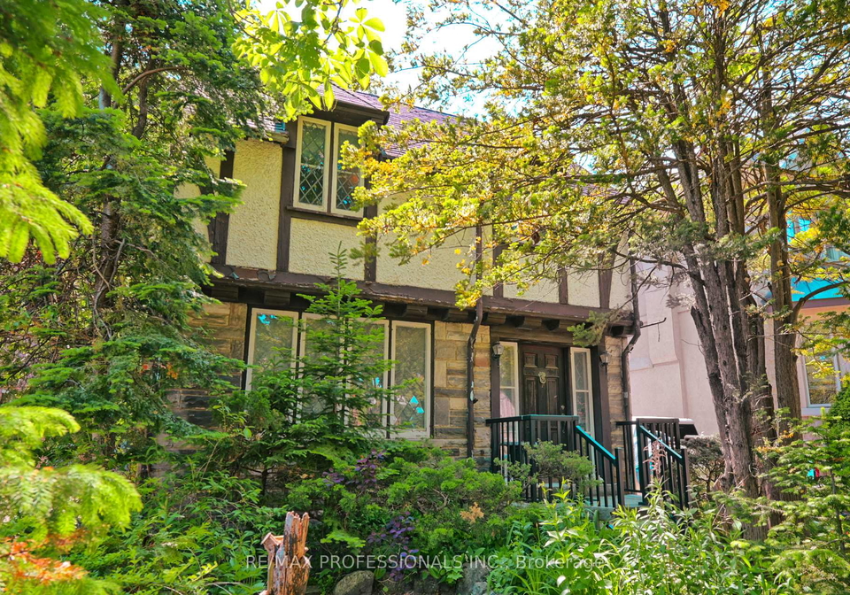 262-south-kingsway-toronto-ontario-w12244205