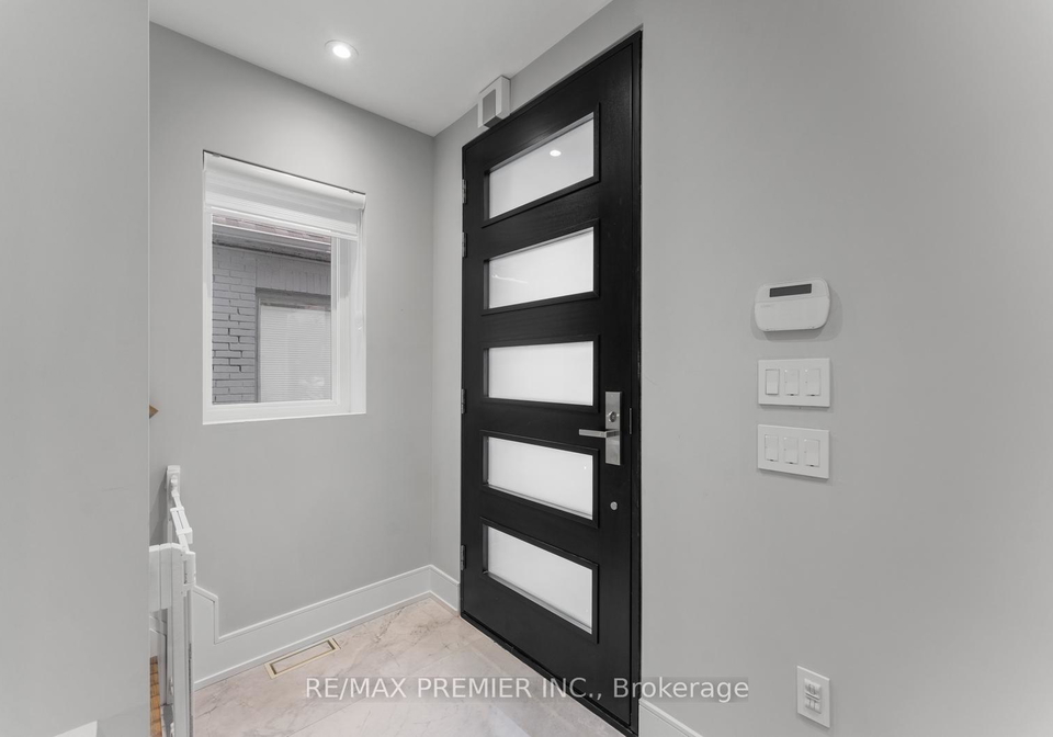 26-seventeenth-street-etobicoke-ontario-w12244705
