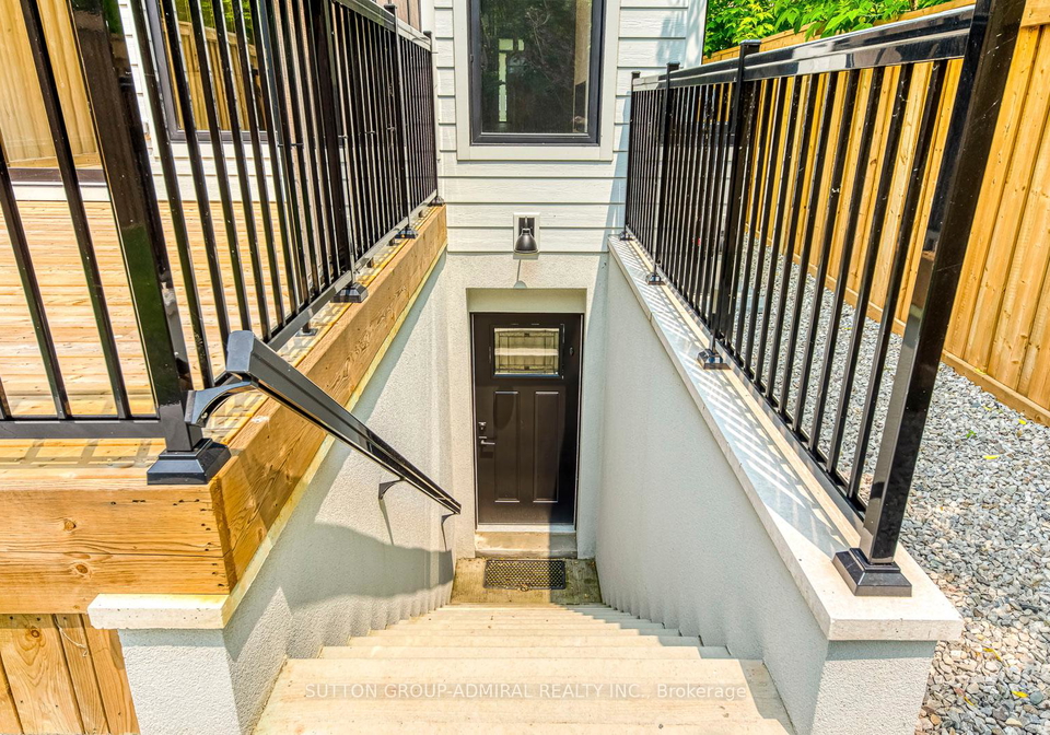 1026-roosevelt-road-mississauga-ontario-w12245401