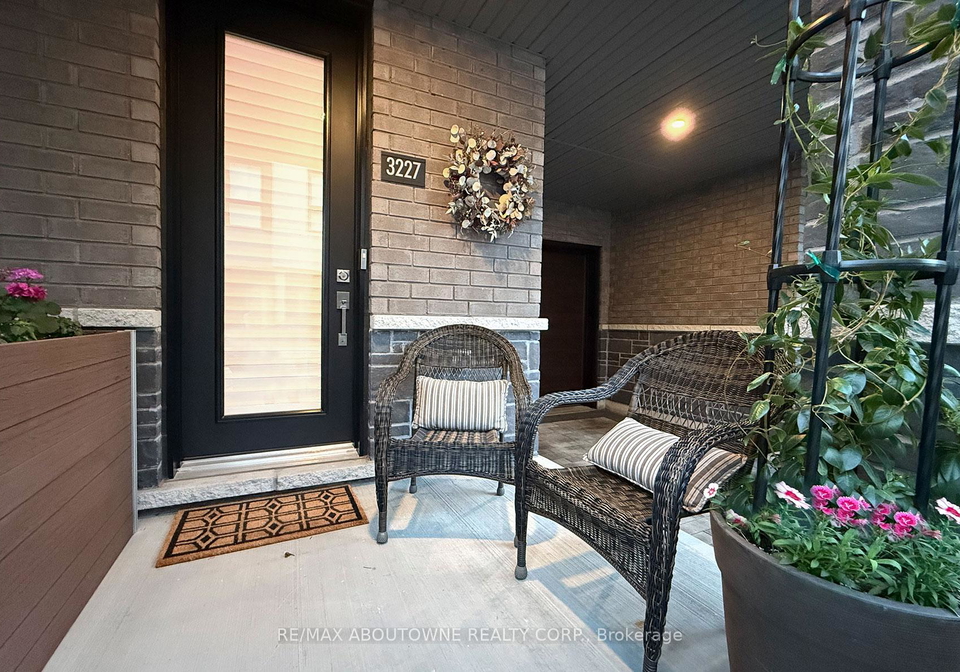 3227-ellyn-common-burlington-ontario-w12245516