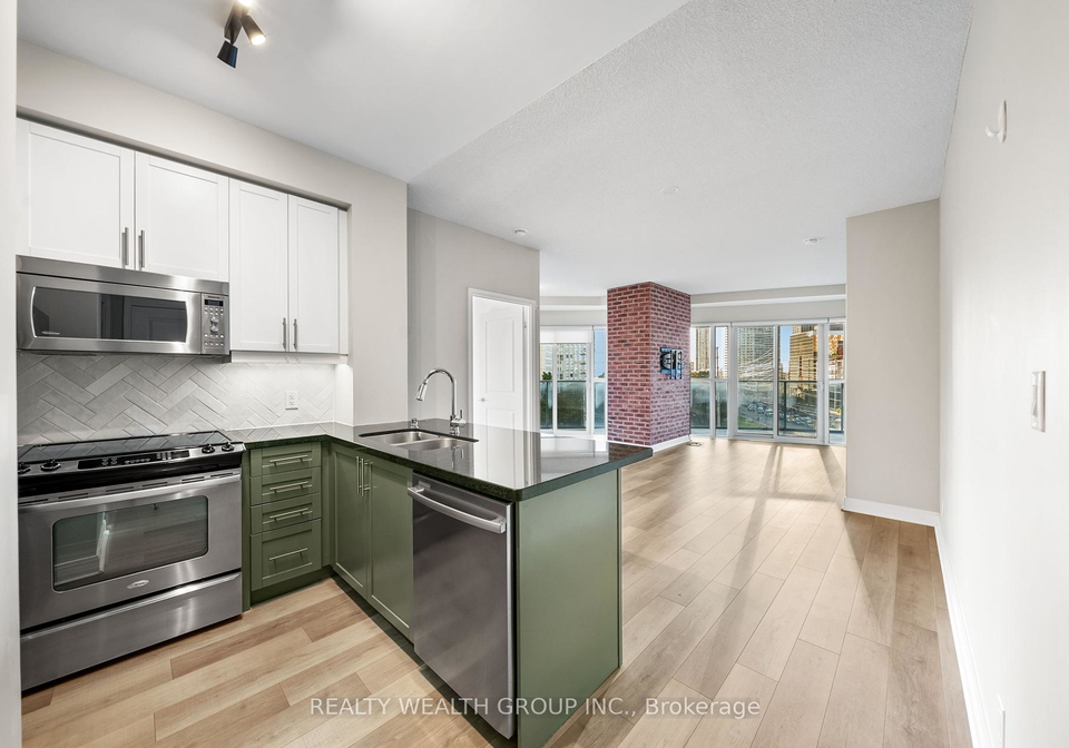 60-absolute-avenue-mississauga-ontario-w12246041