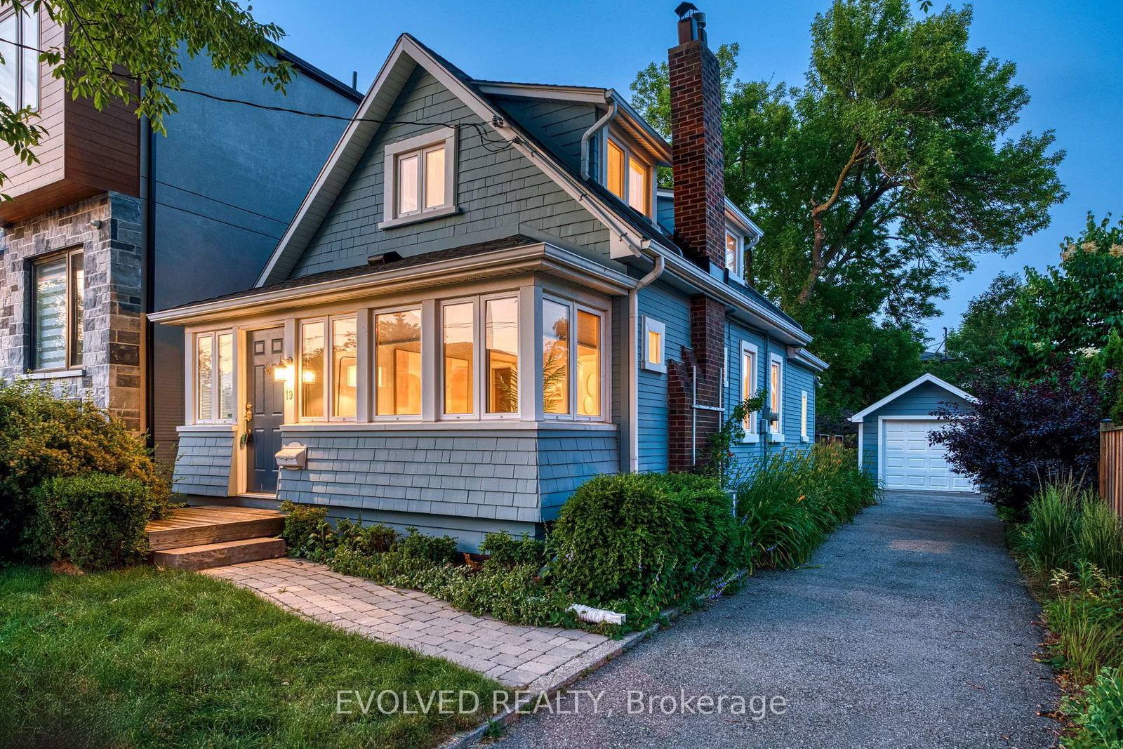 19-twenty-fourth-street-etobicoke-ontario-w12246223
