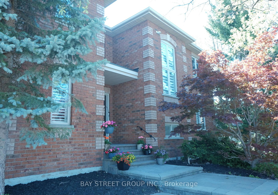 385-ambleside-drive-oakville-ontario-w12246274