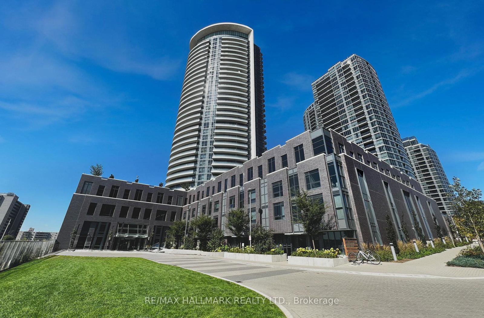 30-gibbs-road-etobicoke-ontario-w12246472
