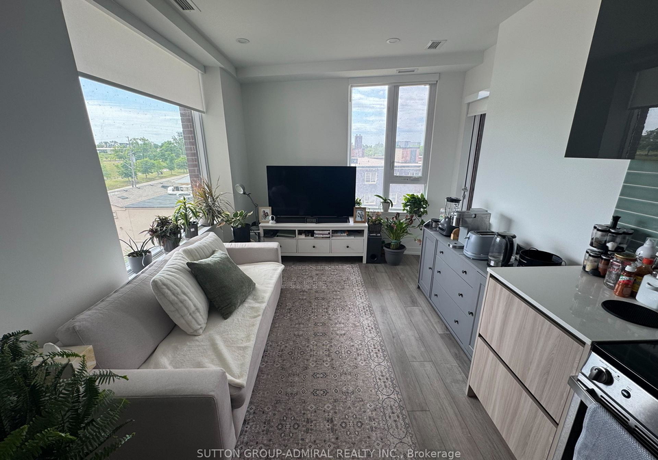 3100-keele-street-york-ontario-w12246792