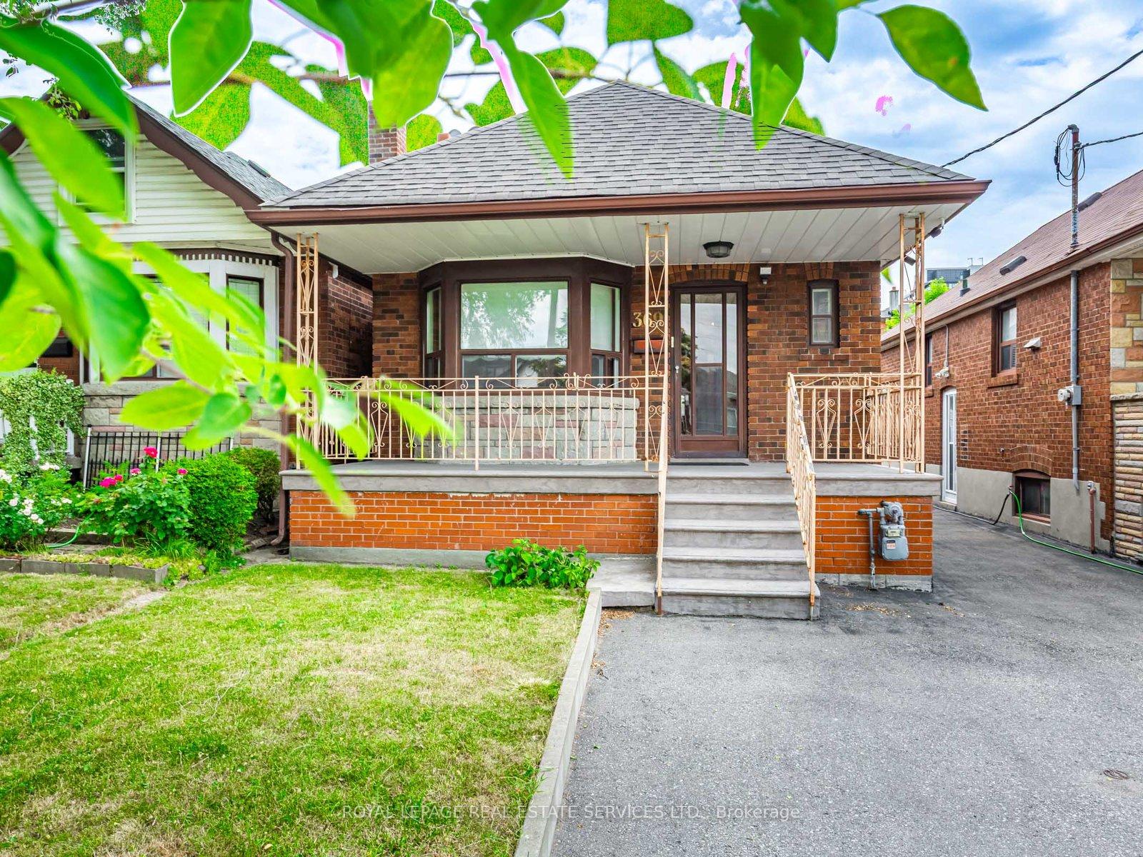 369-whitmore-avenue-north-york-ontario-w12247024