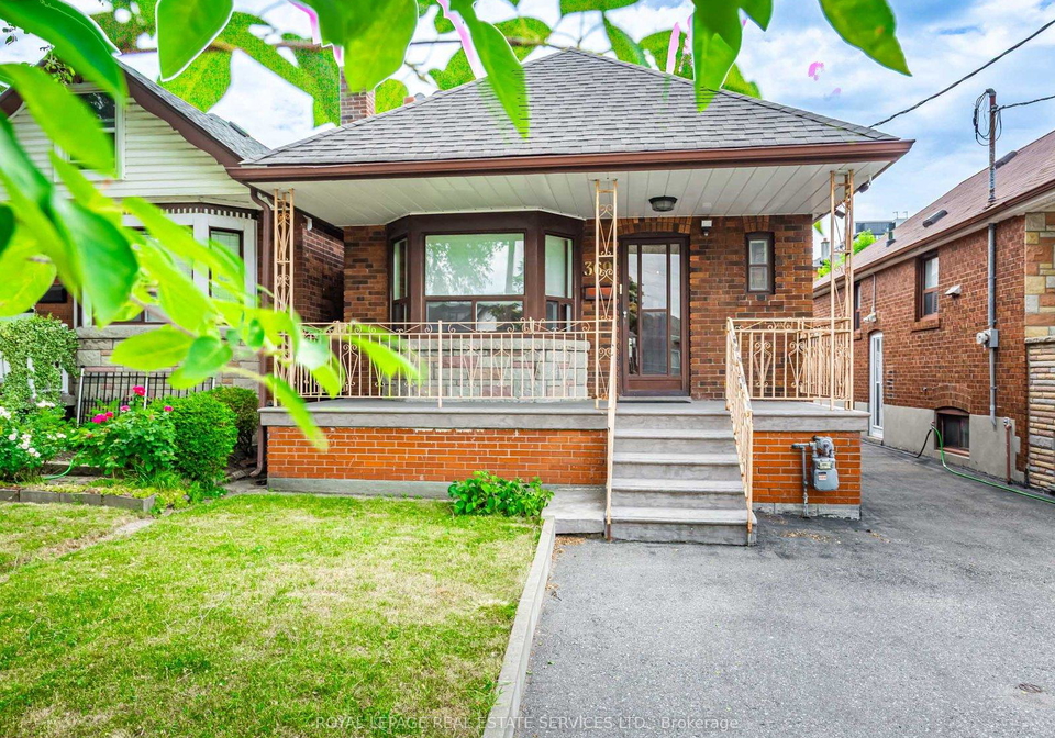 369-whitmore-avenue-north-york-ontario-w12247024