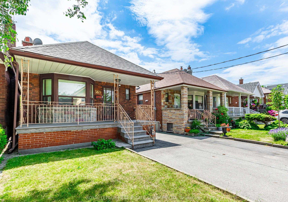 369-whitmore-avenue-north-york-ontario-w12247024