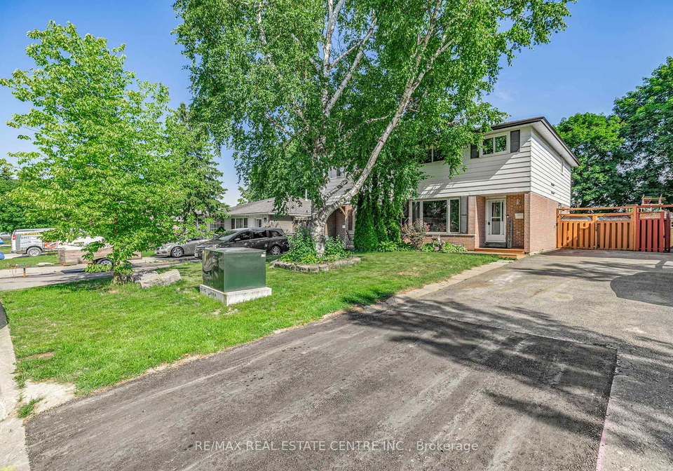 24-carlton-drive-orangeville-ontario-w12247073
