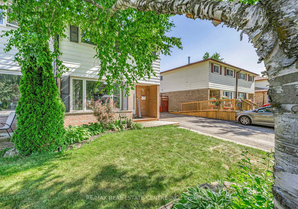 24-carlton-drive-orangeville-ontario-w12247073