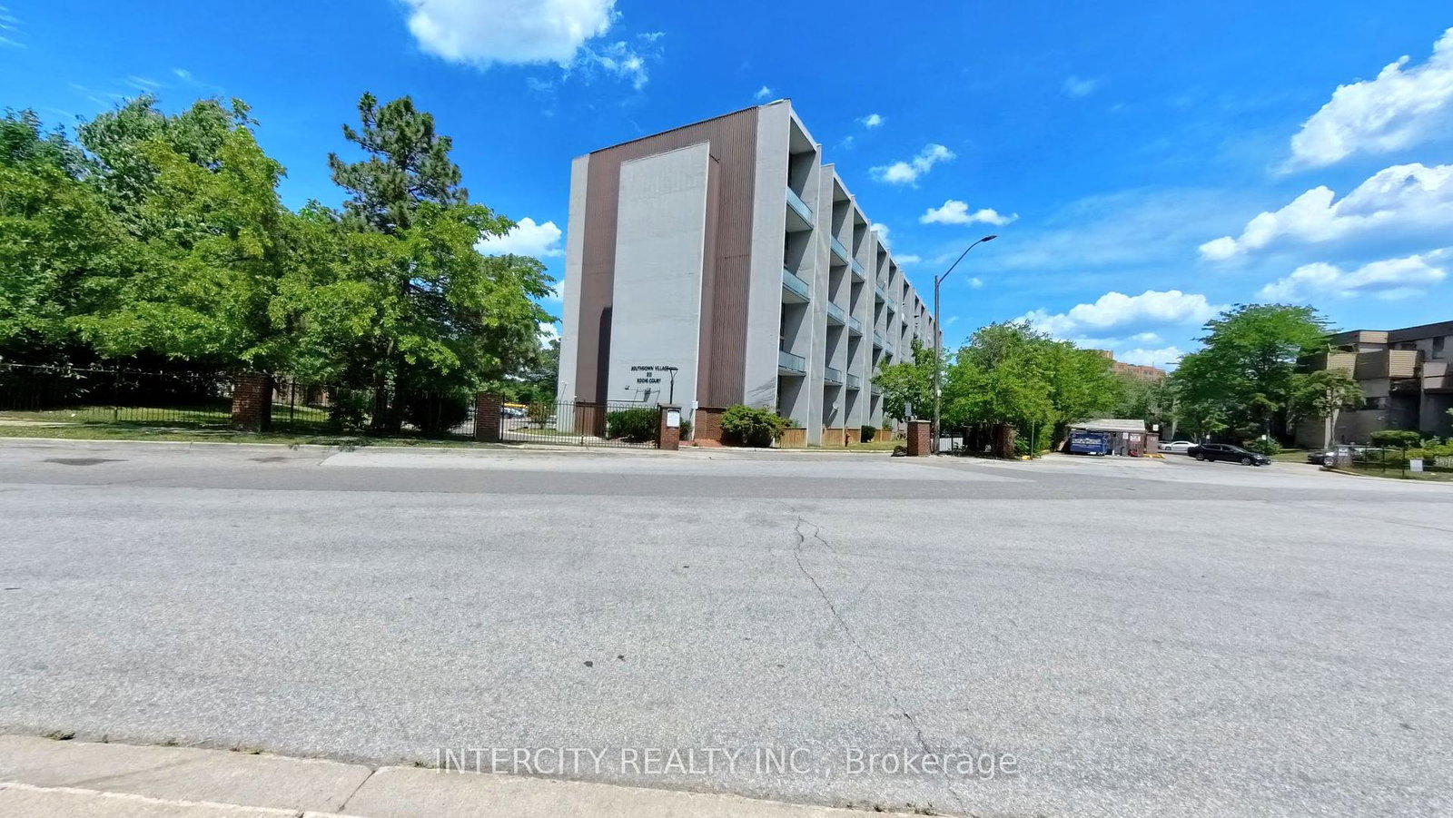 2121-roche-court-mississauga-ontario-w12247095