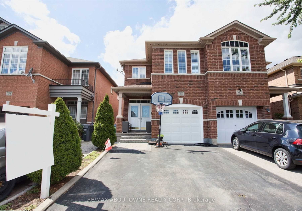 158-breton-avenue-mississauga-ontario-w12247192