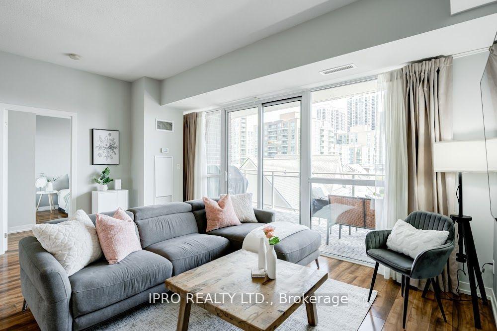 5101-dundas-street-w-etobicoke-ontario-w12247492