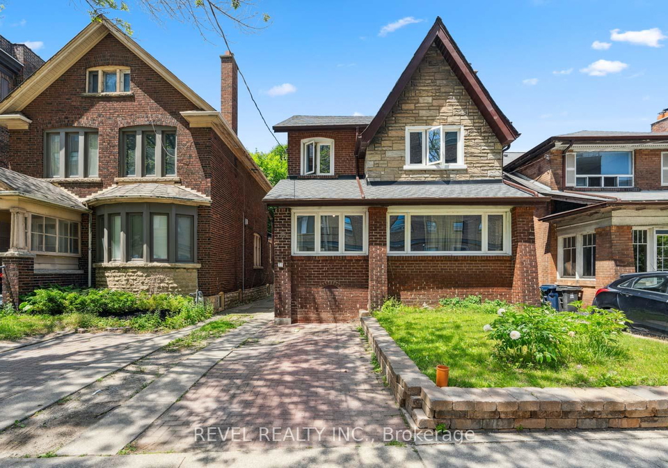 18-glendale-avenue-toronto-ontario-w12247597