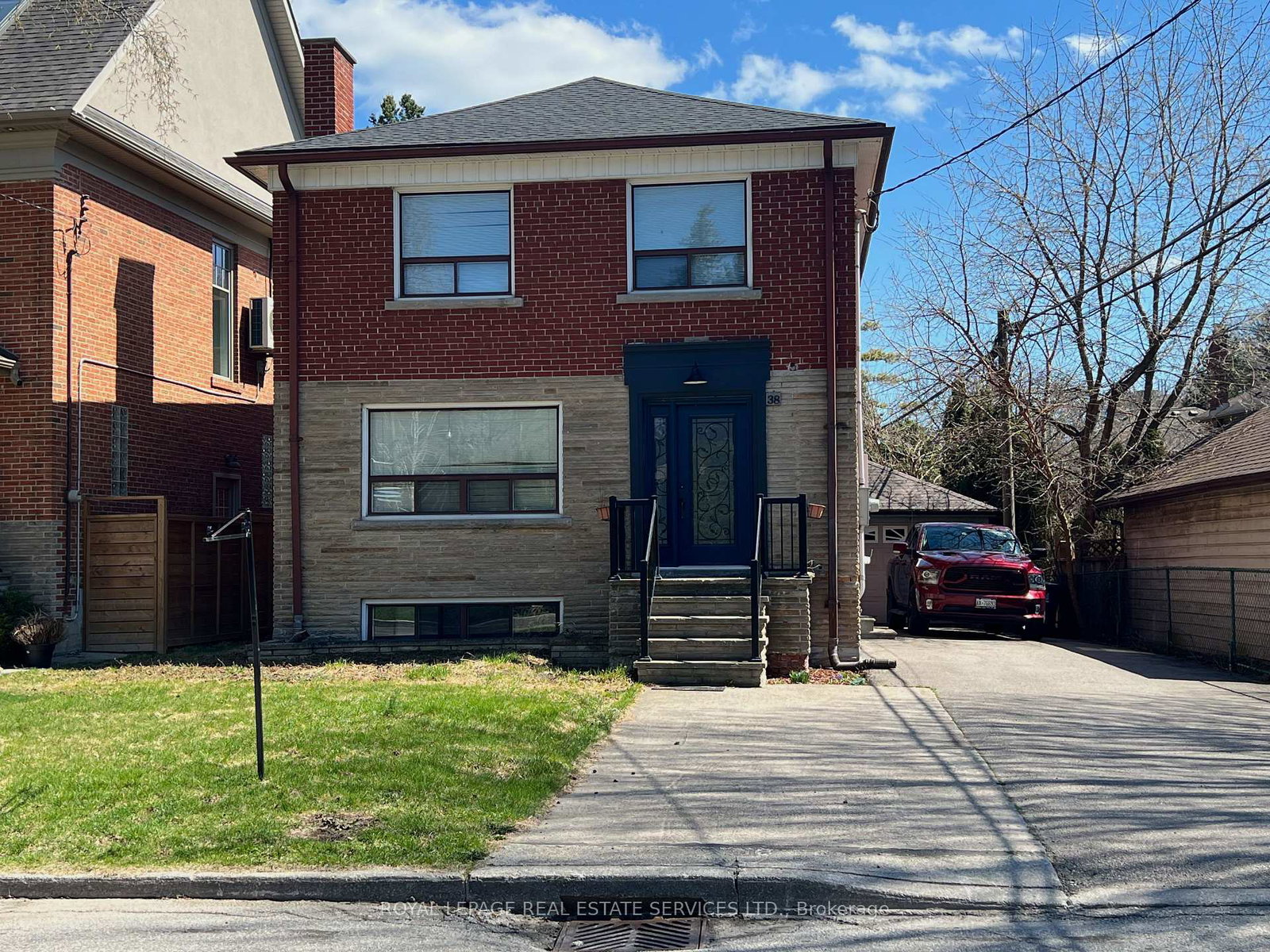 38-worthington-crescent-toronto-ontario-w12247604