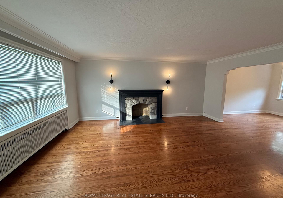 38-worthington-crescent-toronto-ontario-w12247604