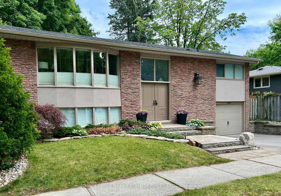 2250-dunedin-road-oakville-ontario-w12247613
