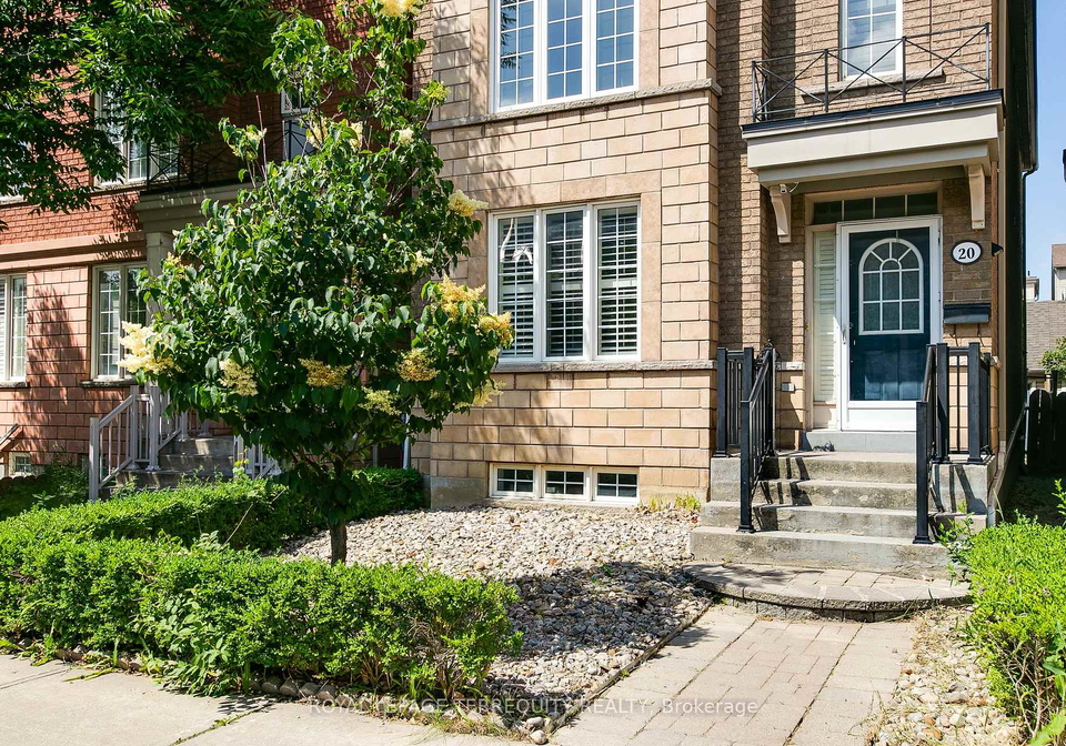 20-herzberg-gardens-york-ontario-w12247666