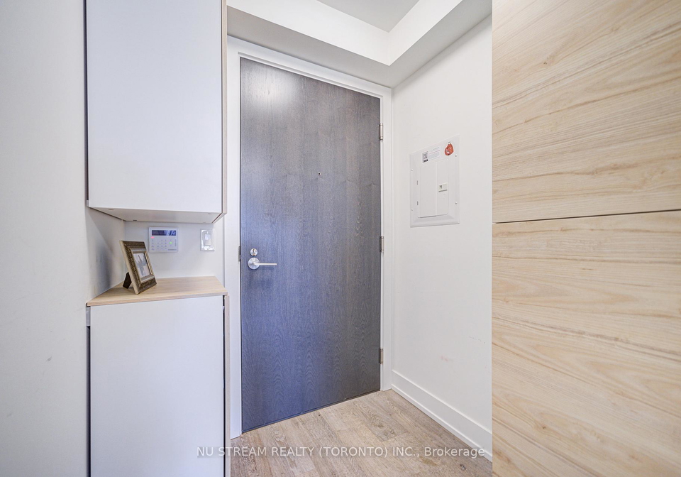 5-mabelle-avenue-e-etobicoke-ontario-w12247842