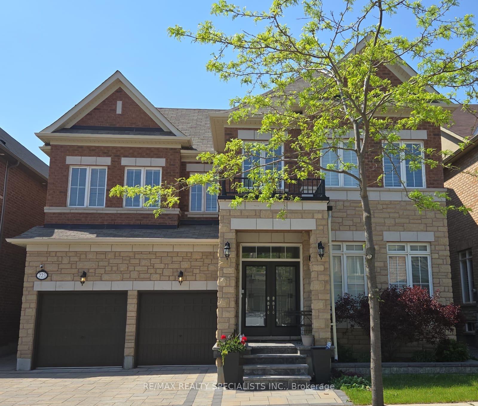 223-jessie-caverhill-pas-way-oakville-ontario-w12247910