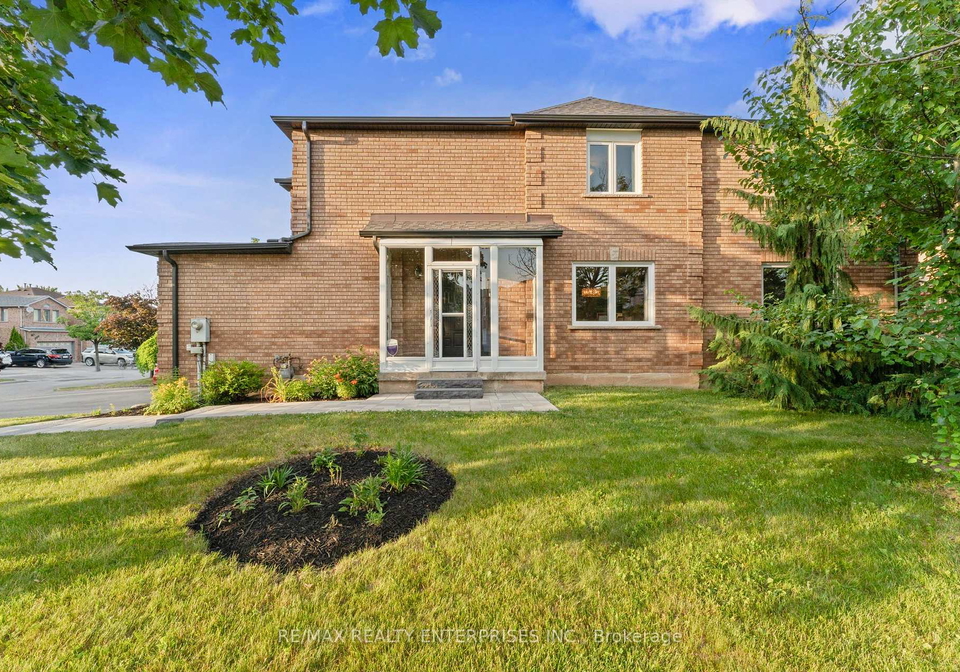 724-ashprior-avenue-mississauga-ontario-w12247929