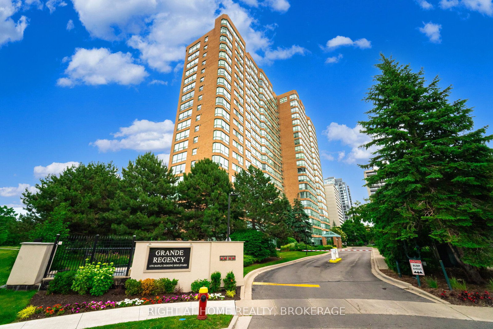 1276-maple-crossing-boulevard-burlington-ontario-w12247951