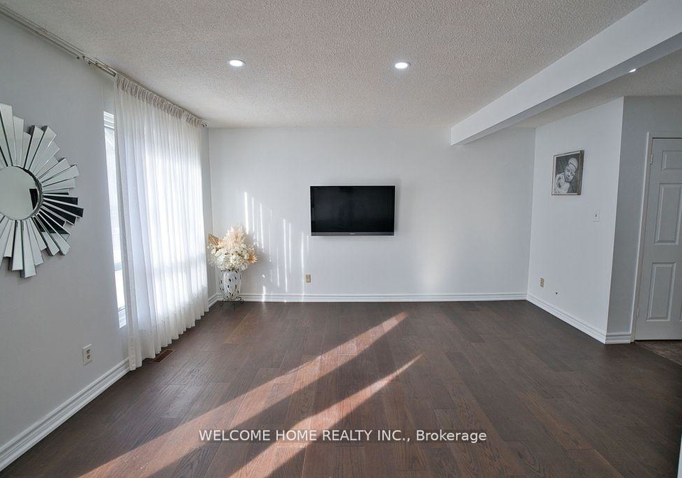 49-carleton-place-brampton-ontario-w12248129