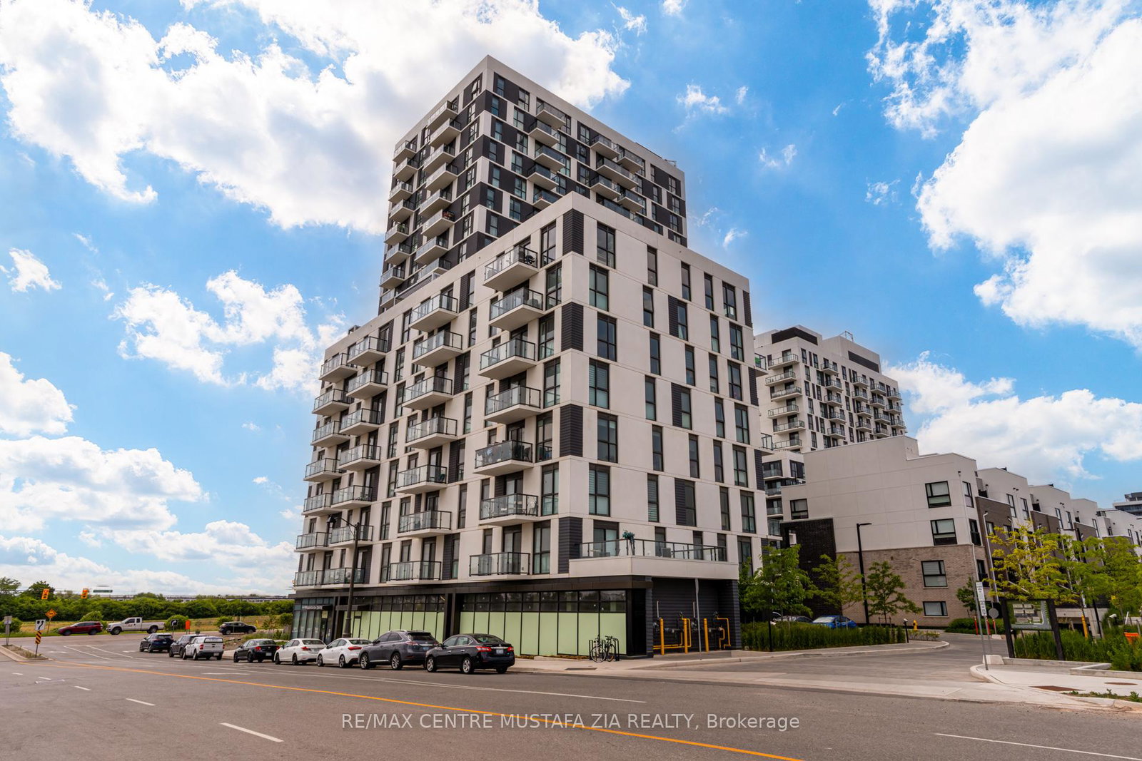 335-wheat-boom-drive-oakville-ontario-w12248231