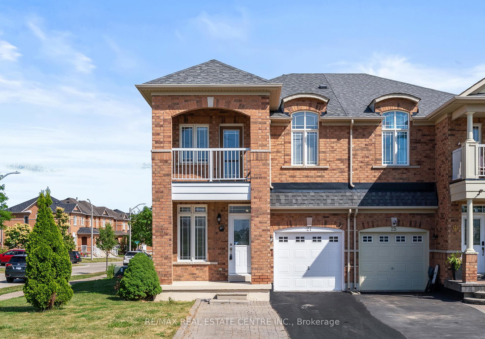 27-percy-gate-brampton-ontario-w12248314