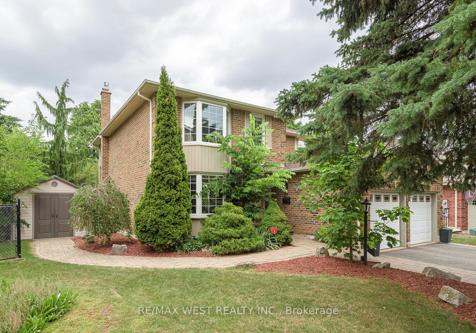 12-barr-crescent-brampton-ontario-w12248708