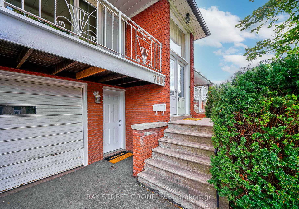 780-greenore-road-mississauga-ontario-w12248719