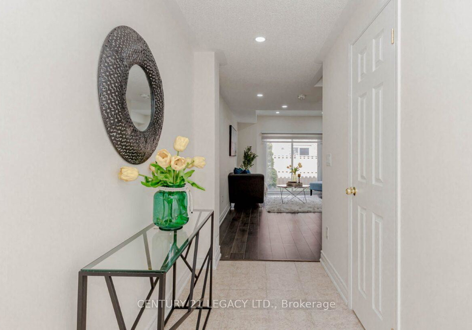 25-unionville-crescent-brampton-ontario-w12248899